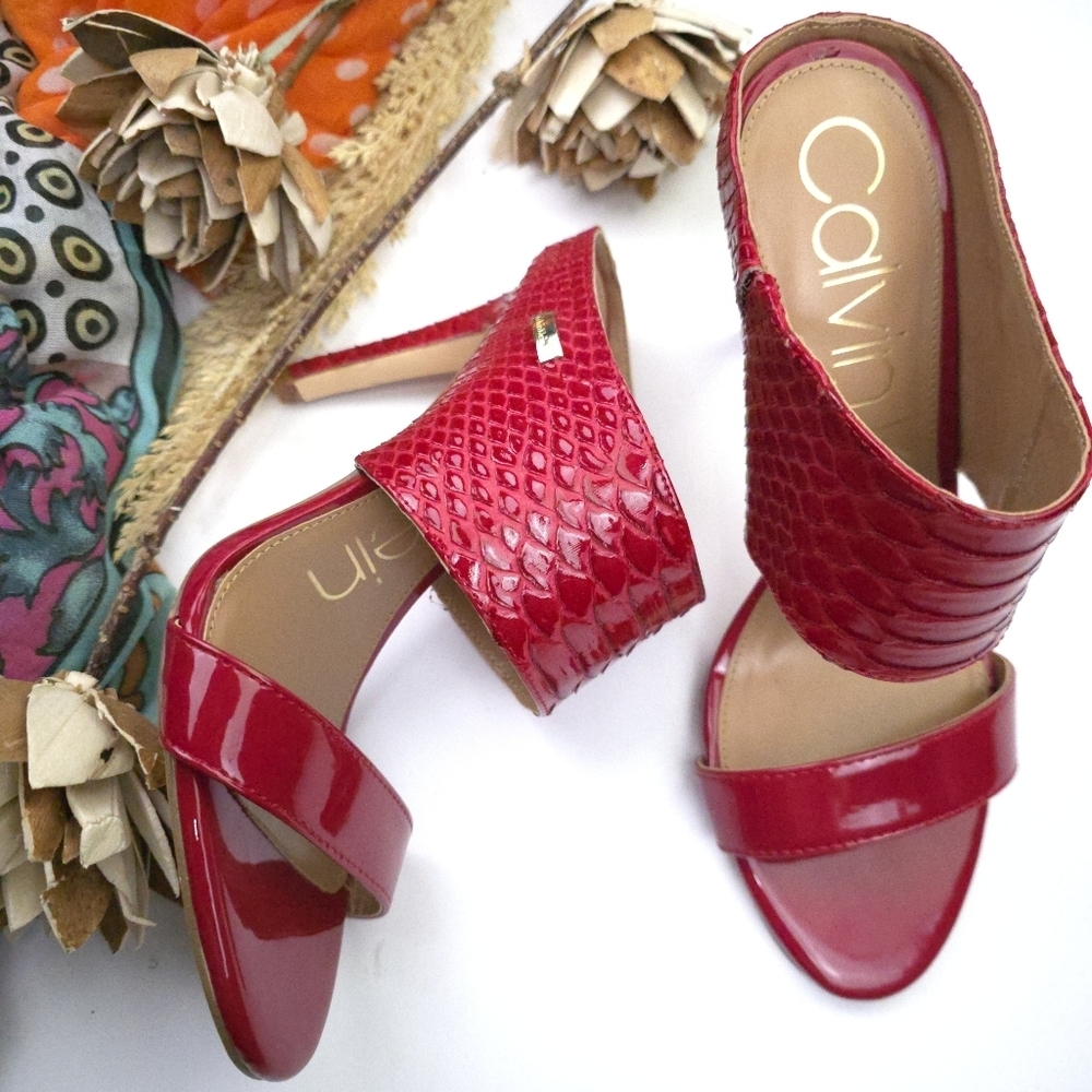 Calvin Klein Women's Red Heeled Sandals Sz 7.5 - Picture 6 of 9